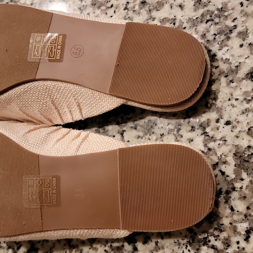 Lulus Slipper - Picture 5 of 5